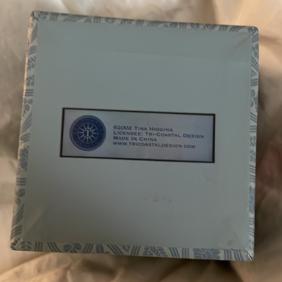 Intricate Asian Inspired Colorful Paper Box - Picture 7 of 9